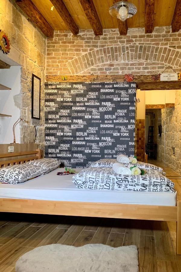 Luxury Art Room Split Bagian luar foto