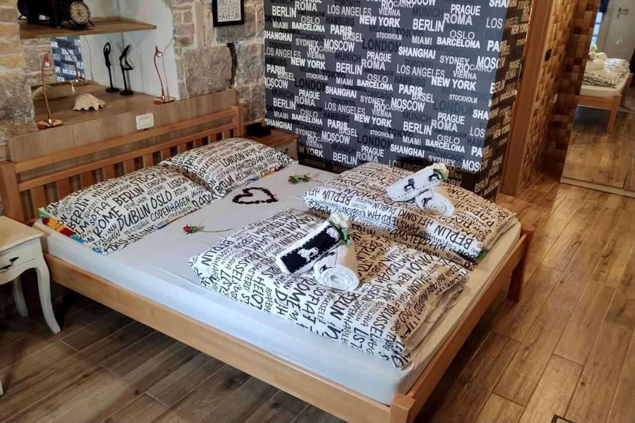 Luxury Art Room Split Bagian luar foto